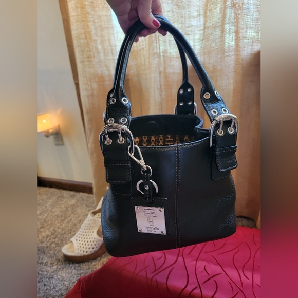 Tignanello Black Pebbled leather purse - Picture 8 of 15